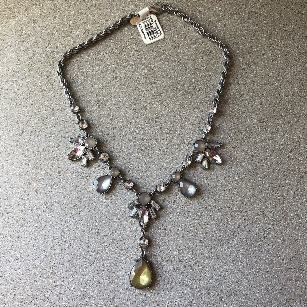NWT Ann Taylor LOFT Rhinestone Necklace